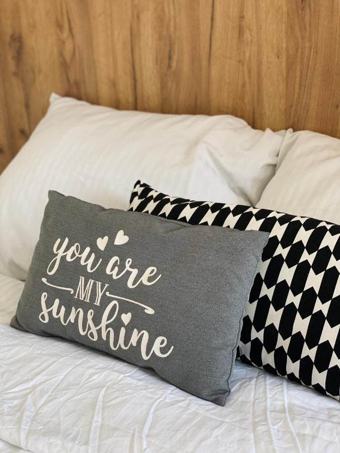 Sunshine Apartment Skopje Bagian luar foto